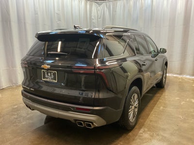 2025 Chevrolet Traverse LT
