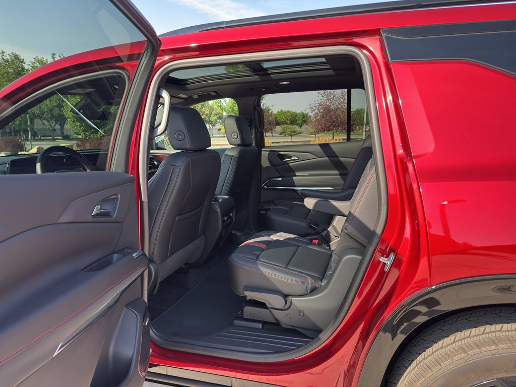 2025 Chevrolet Traverse RS