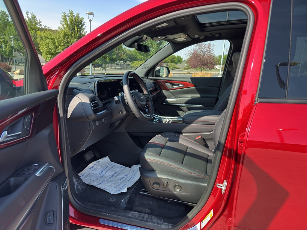 2025 Chevrolet Traverse RS
