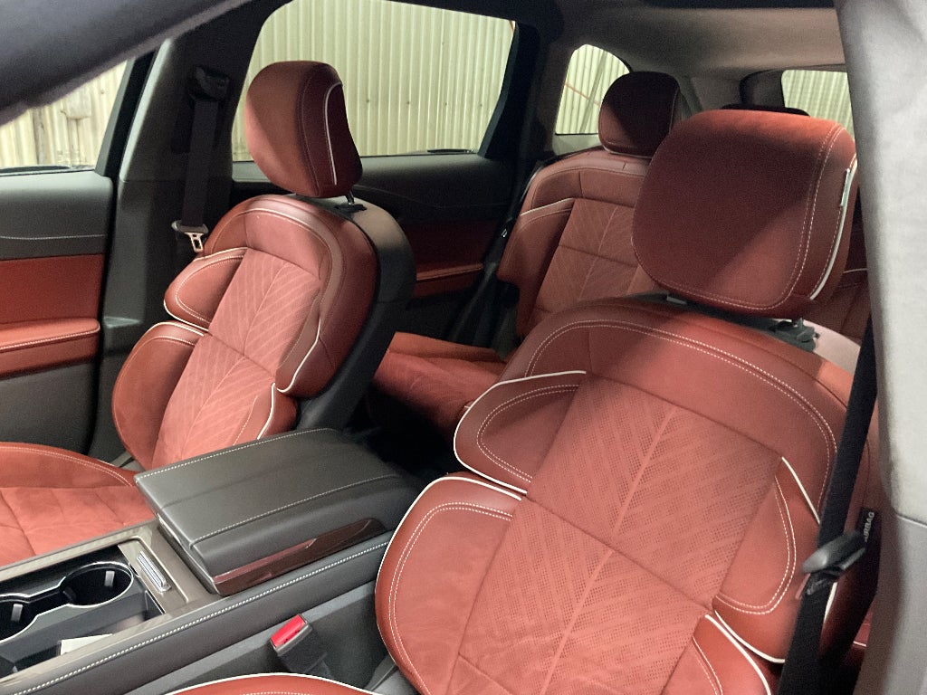 2025 Lincoln Nautilus Black Label