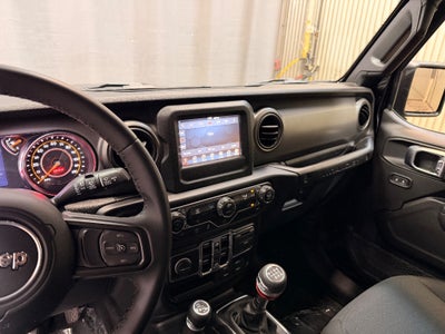 2022 Jeep Wrangler Unlimited Willys