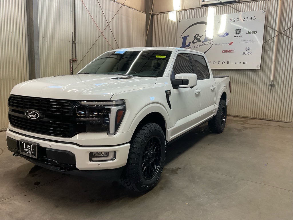 2025 Ford F-150 Platinum