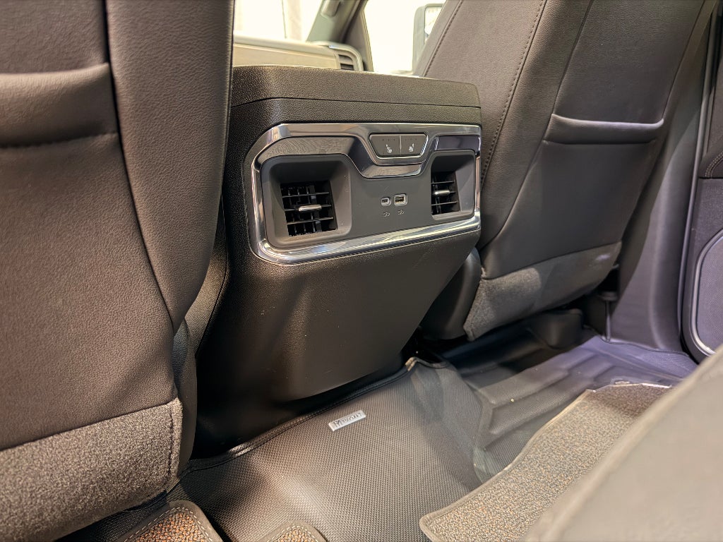 2024 Chevrolet Silverado High Country