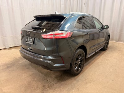 2023 Ford Edge SE