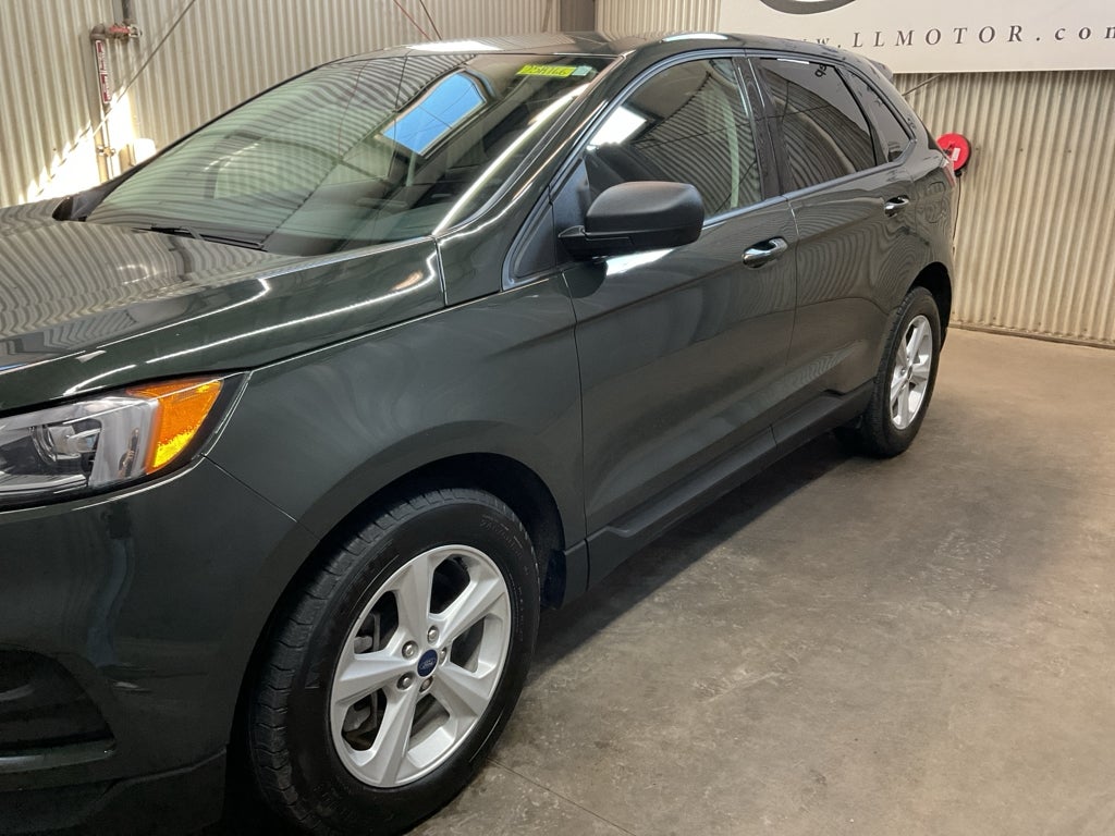 2022 Ford Edge SE