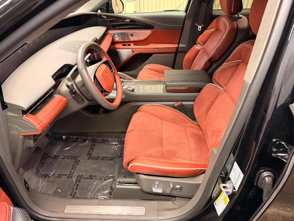 2024 Lincoln Nautilus Black Label
