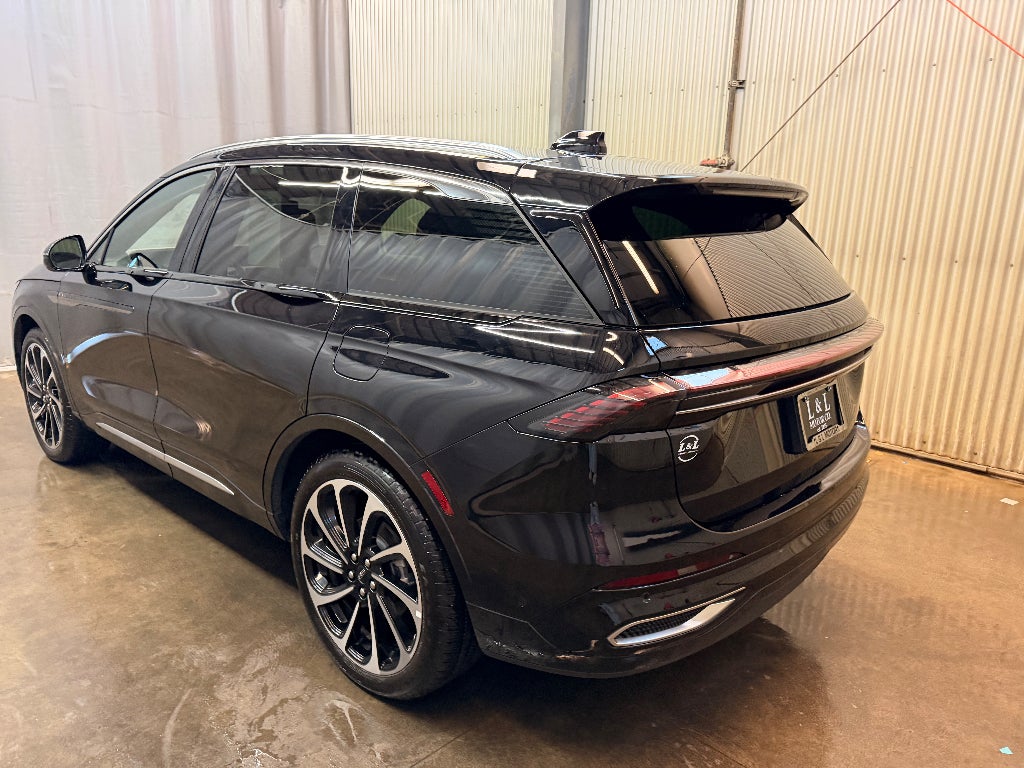 2024 Lincoln Nautilus Black Label