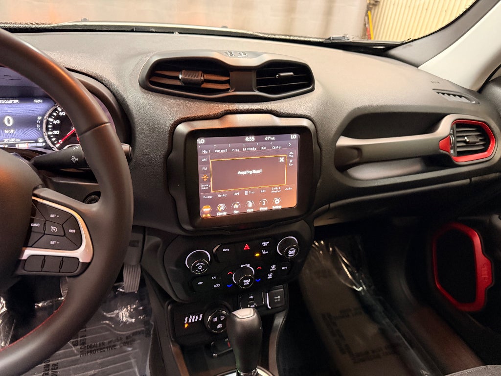 2023 Jeep Renegade Trailhawk
